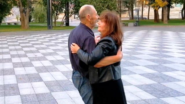 В саду гуляла Харьков Сентябрь 2022 смотреть онлайн