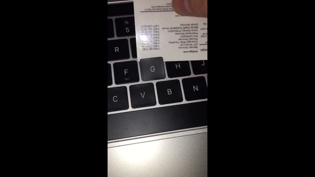 How to remove keys from MacBook Pro 2016 with touchbar A1707 смотреть онлайн