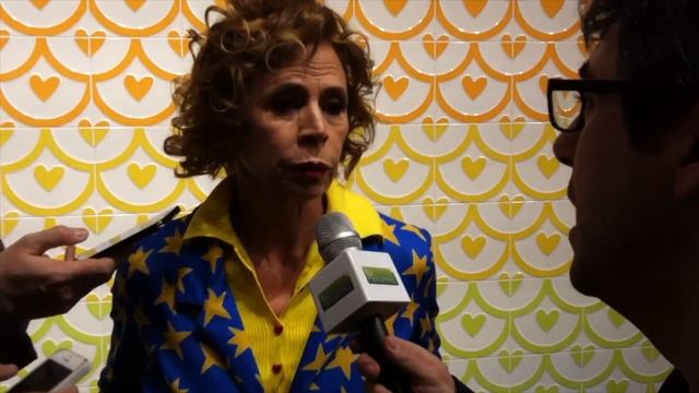 ENTREVISTA AGATHA RUIZ DE LA PRADA - STAND PAMESA смотреть онлайн