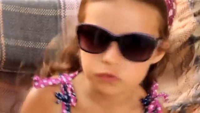 Я влюбилась в крокодила Варя Скрипкина смотреть онлайн