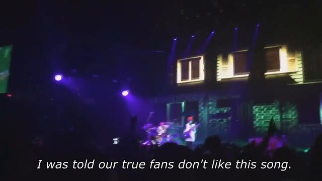 Stressed Out Lyric Change by: twenty one pilots (June 8, 2016 | Cleveland, Ohio) смотреть онлайн