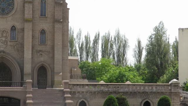 Суперзум. Собор Святейшего Сердца Иисуса смотреть онлайн