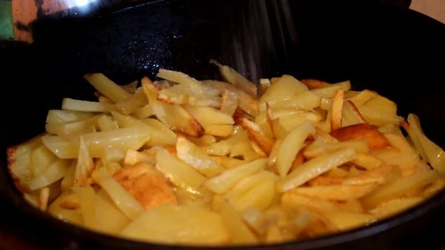 Жареная картошка с шампиньонами смотреть онлайн