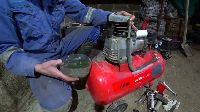 Компрессор Fubag DC 320-50L.Плохо запускается.Ищем проблему и устраняем смотреть онлайн