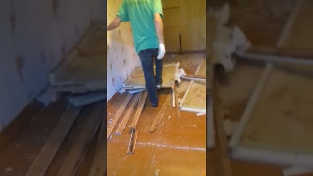 2 часть ремонта Ломаем кладовку. смотреть онлайн