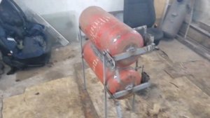 Печь из двух газовых баллонов в гараж