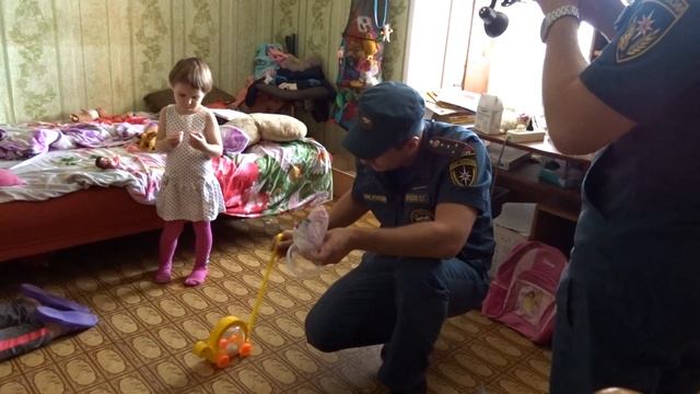 Посещение семей из так называемой "Группы риска" смотреть онлайн