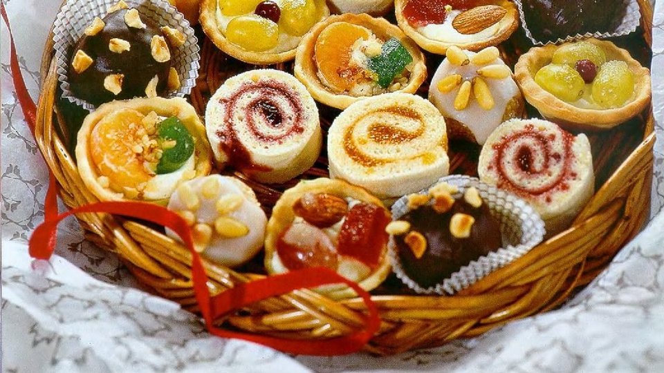 Ассорти сладостей смотреть онлайн