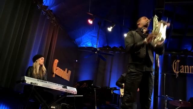 Eric Darius Live: 