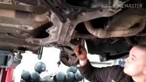 Как снять рулевую рейку Шкода Октавиа? Очень легко!!! Видео урок Часть 1