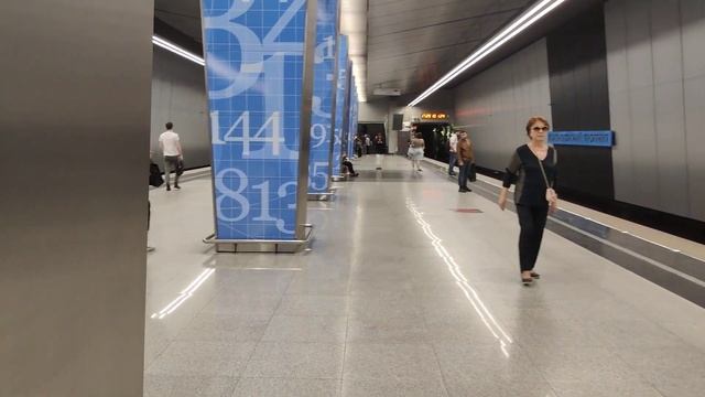 Ломоносовский проспект - оцифрованная станция метро, не только лишь для студентов МГУ #metro #Mosco смотреть онлайн