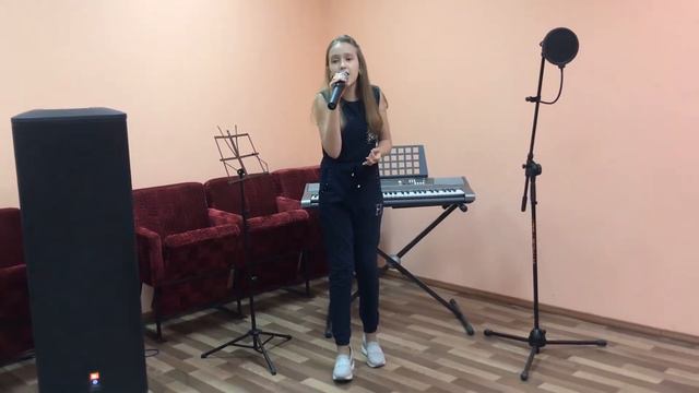 Беганская Елизавета Эстрадное пение Соло группа II категория А 1. "Рэчанька" 2. "Hero" смотреть онлайн