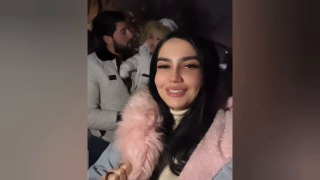 МАШХУР АКТРИСА КЕЧКИ САЙРДА ТУРМУШ УРТОГИ БИЛАН КОРДА МАЗЗА КИЛИШМОКДА смотреть онлайн