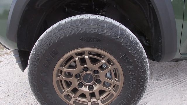 2022 Toyota Tacoma Trail 4x4 Review || TRD Prowess On A Lower Budget смотреть онлайн