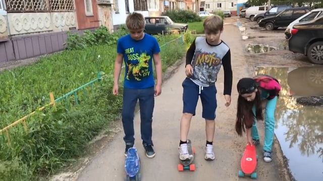 ВЛОГ: КТО КРУЧЕ Катание на Пенни Борде Penny board + Велосипед + Самокат УФА VLOG смотреть онлайн