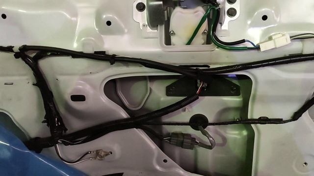 Омыватель камеры заднего хода Toyota Land Cruiser Prado 150 смотреть онлайн