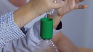 ТОРНАДО В БУТЫЛКЕ! Опыты для детей | ЭВРИКИ