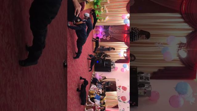 Яшар со своим Ансамблем!!!!! 🤘🏻🤘🏻🤘🏻🤘🏻🤘🏻👍🏻👍🏻👍🏻👍🏻 Тим&Яша смотреть онлайн