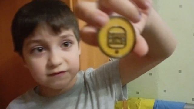 сегодня мы смотрим мою коллекцию фишек а4. ЗОЛОТАЯ ФИШКА