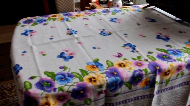 Мама готовится к Пасхе