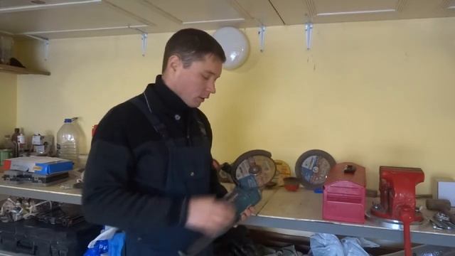БОЛГАРКИ Плюсы и минусы больших и малых БОЛГАРОК (УШМ) Как правильно выбрать болгарку (УШМ)? смотреть онлайн