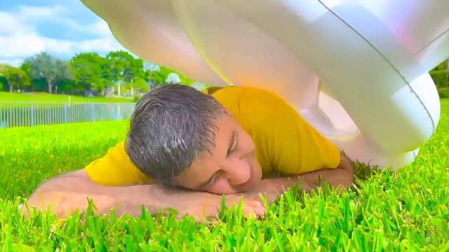 Настя открыла пекарню. Истории о Насте и необычном кролике. смотреть онлайн