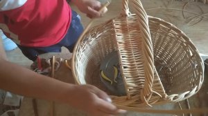 Плетеная корзина из ивы для пикника 2 часть. Делаю ручку, перегородку, крышки.