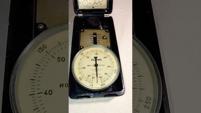 Редки винтажный тахометр ИО-10, производство СССР, 1956 года #retro #скупка #интересно #редкость смотреть онлайн