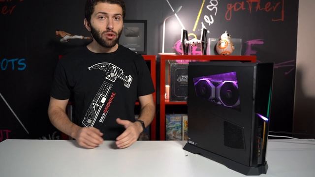 i7-9700K e RTX 2080 in un PC a forma di Console смотреть онлайн