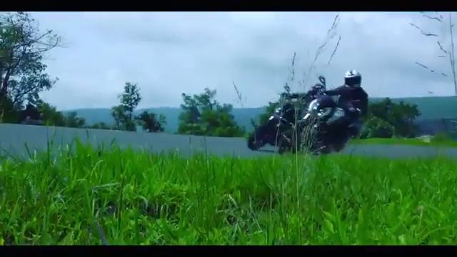 Bajaj Dominar 400, создан для скорости смотреть онлайн