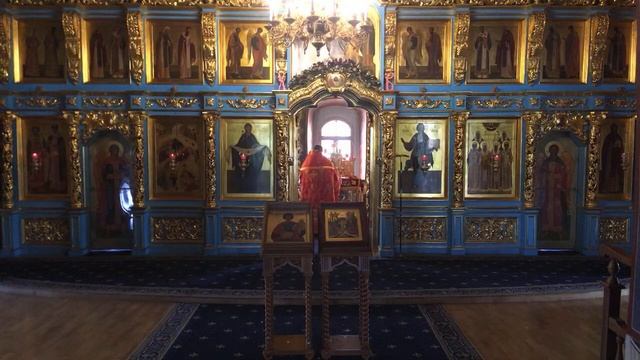 Часы. Божественная Литургия смотреть онлайн