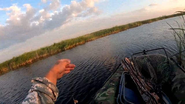 РЕЧНЫЕ МОНСТРЫ ГНУЛИ СПИННИНГ В ДУГУ ЯЗЬ ОКУНЬ ЩУКА смотреть онлайн