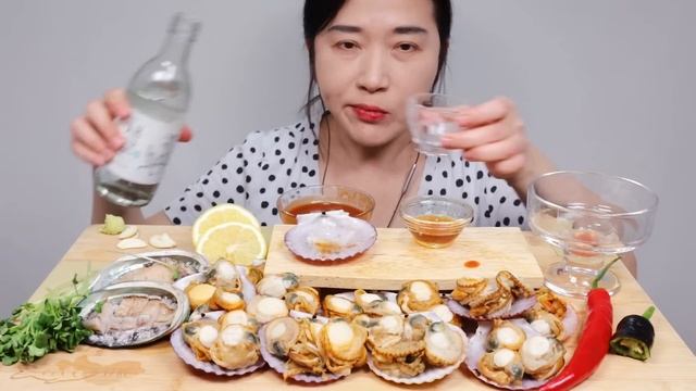 개불,전복,홍가리비찜,오징어통찜 리얼사운드 먹방 Seafood(Steamed Squid&Scallop, Raw Abalone) ASMR MUKBANG EATING SOUNDS смотреть онлайн