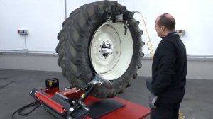 Грузовой шиномонтажный станок