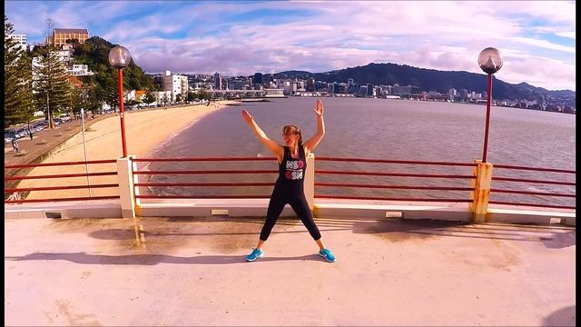 ABBA FLASH MOB CHOREOGRAPHY (DANCING QUEEN, WATERLOO, MAMMA MIA) смотреть онлайн