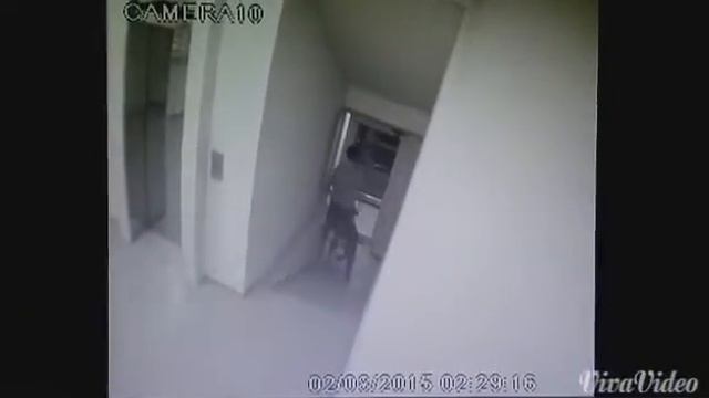 Человек, ворующий велосипеды в Астане. смотреть онлайн