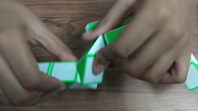 SNAKE CUBE: TANK ROBOT | (72 wedges) смотреть онлайн