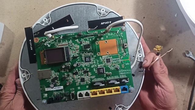 4G монитор на основе MONA BOX PRO и "старенького" Keenetic LTE_КоПСС смотреть онлайн