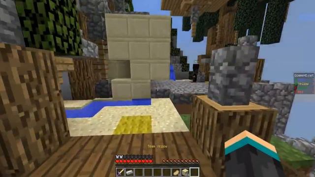 МАМА ДУШИТ ПОЛИНУ! ШОККК | Bed Wars №4 | TheNakuName и JullyGames