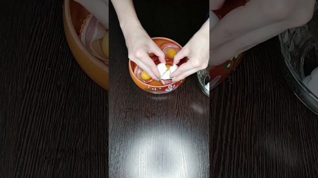 ЭТО ТАК ПРОСТО!??Готовим быстрый и полезный завтрак! Яйца в беконе! смотреть онлайн