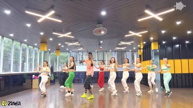 Blanka | SOLO | Zumba Dance Fitness Choreography by Zinpawan Basic Workout смотреть онлайн