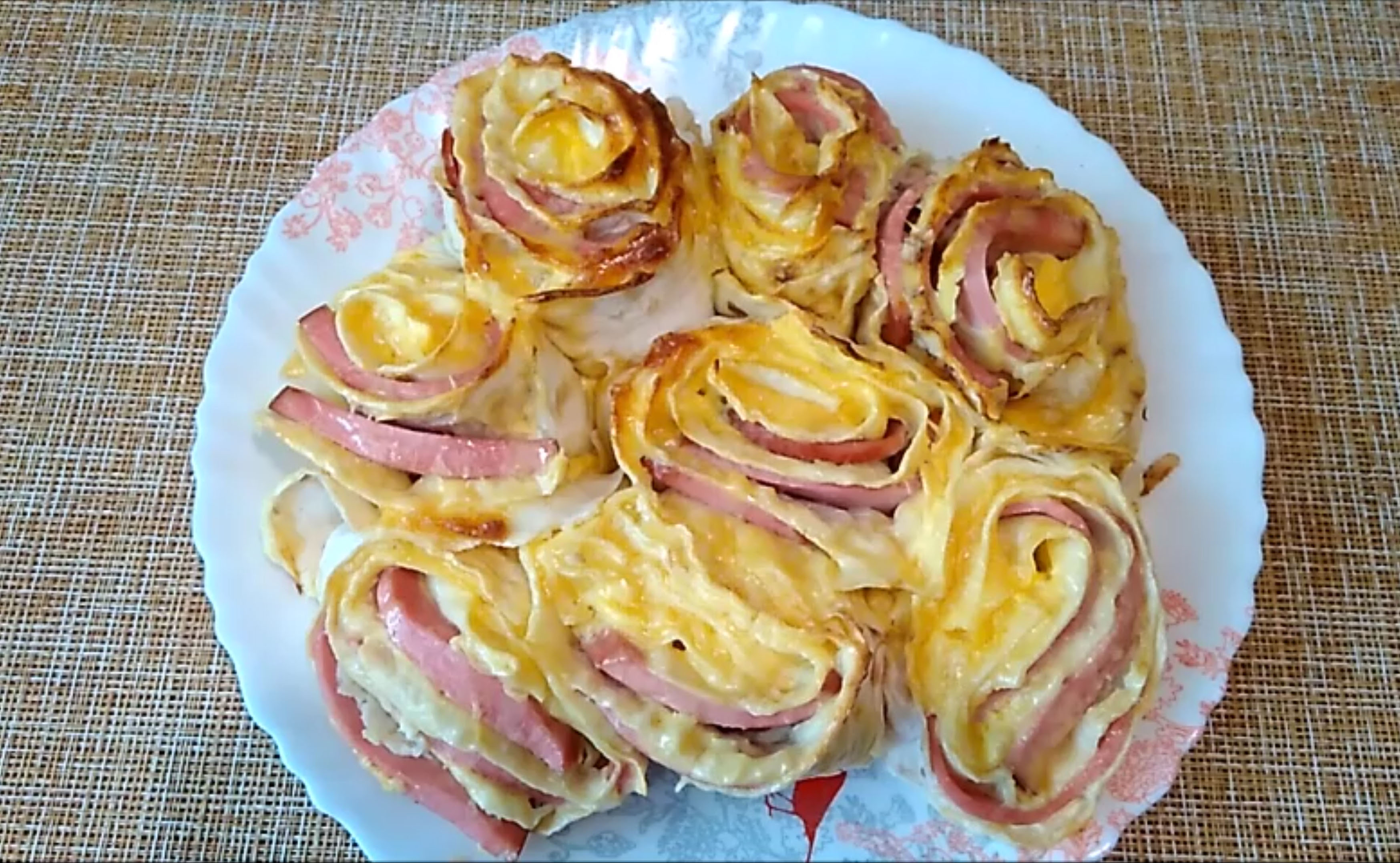 Слойки из лаваша.mp4 смотреть онлайн