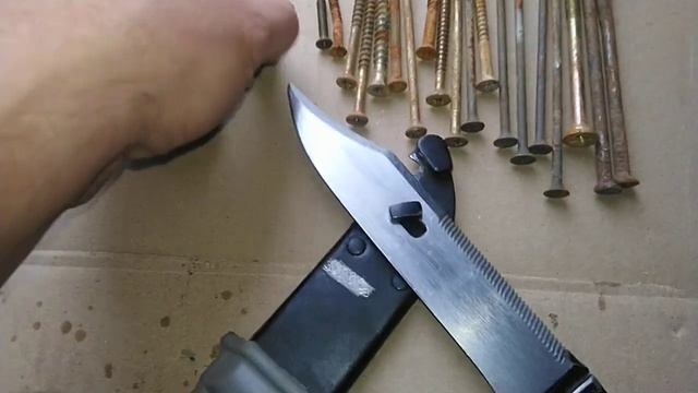 ШТЫК НОЖ АКМ 6Х3 1959Г ИЖЕВСКИЙ КУСАЕМ ГВОЗДИ ШУРУПЫ ОБЗОР смотреть онлайн