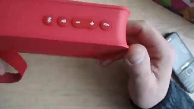Bluetooth - колонка + вхід micro CD смотреть онлайн