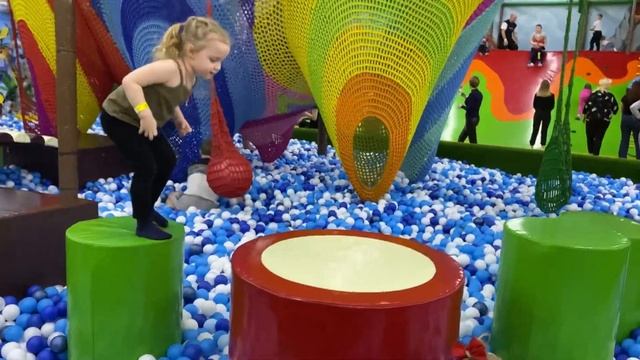 Джунгли сити. Игровая Нижний Новгород. смотреть онлайн
