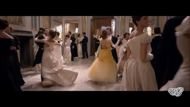 La dama velata - L'amore si muove смотреть онлайн