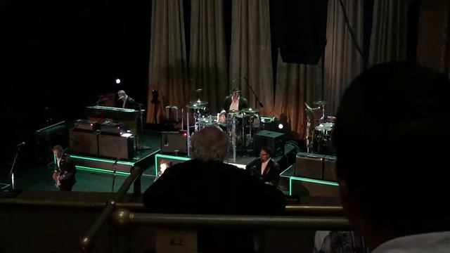 Chris Isaak - Baby Did a Bad Bad Thing/Bye Bye Baby (Des Moines, IA 8/14/19) смотреть онлайн