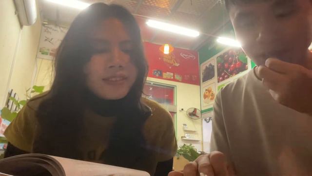 昨晚越南女孩同意做我女朋友！我幸福的像花儿一样，接下来怎么办 смотреть онлайн