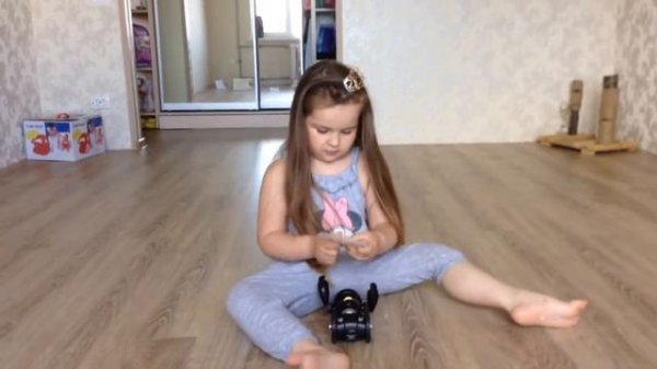 Интерактивный робот Mip распаковка