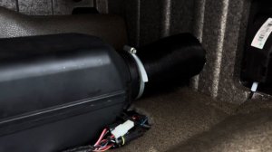 Установка автономного  воздушного отопителя на Howo T5G!